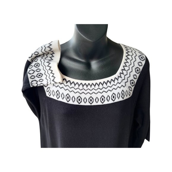 🌸4/$50🌸 A-line Tunic Sweater with 3/4 Sleeves - Picture 5 of 11